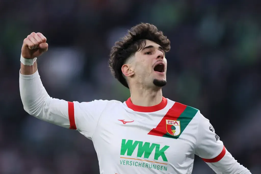 Pelatih Augsburg Bahas Performa Mengejutkan Striker Muda Rodrigo Ribeiro - sumber: (getfootballnewsgermany)