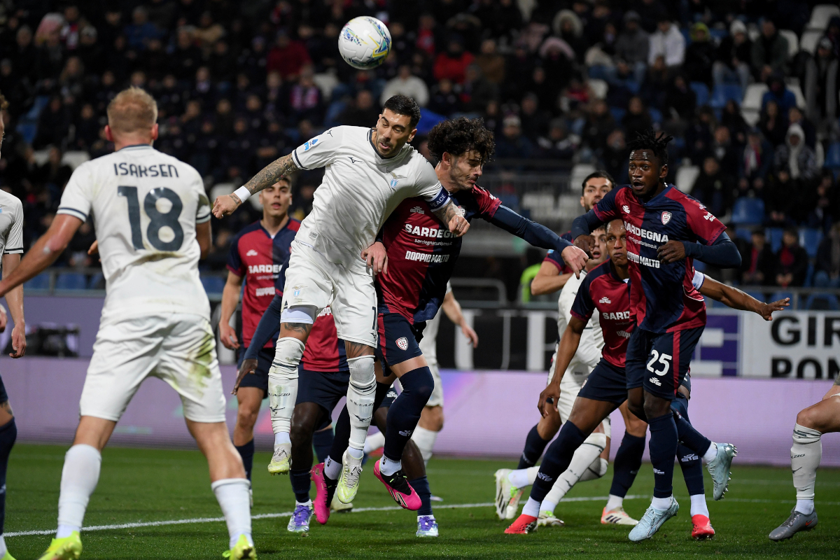 Serie A: Lazio Tahan Imbang Cagliari Meski Kartu Merah Mina