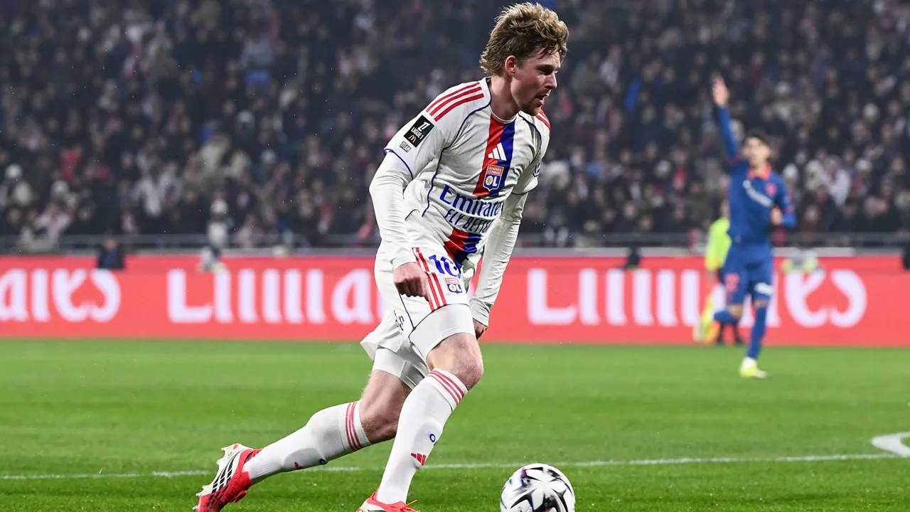 Gelandang incaran Tottenham