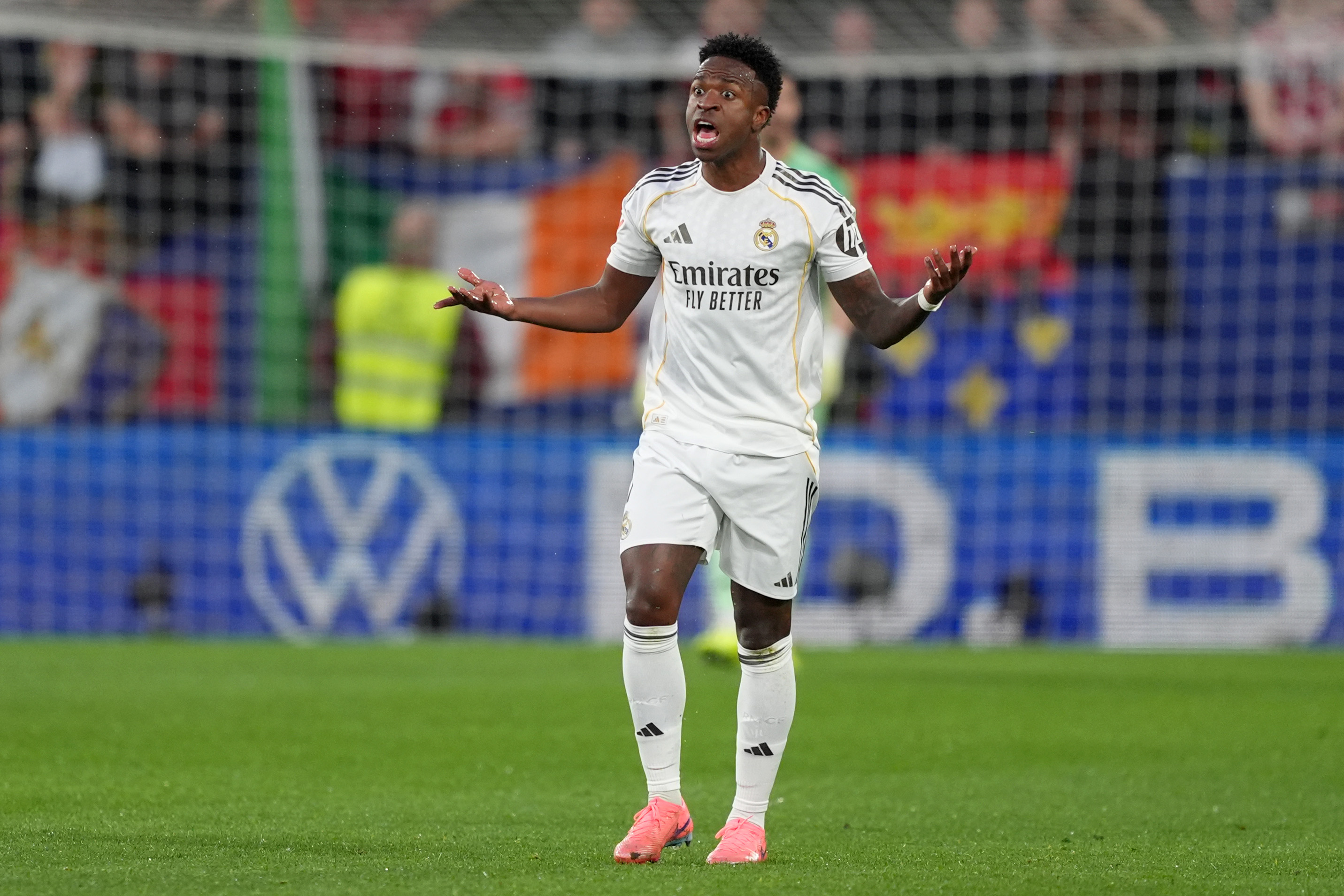 Vinicius Mencetak Gol, Real Madrid Tumbang di Osasuna