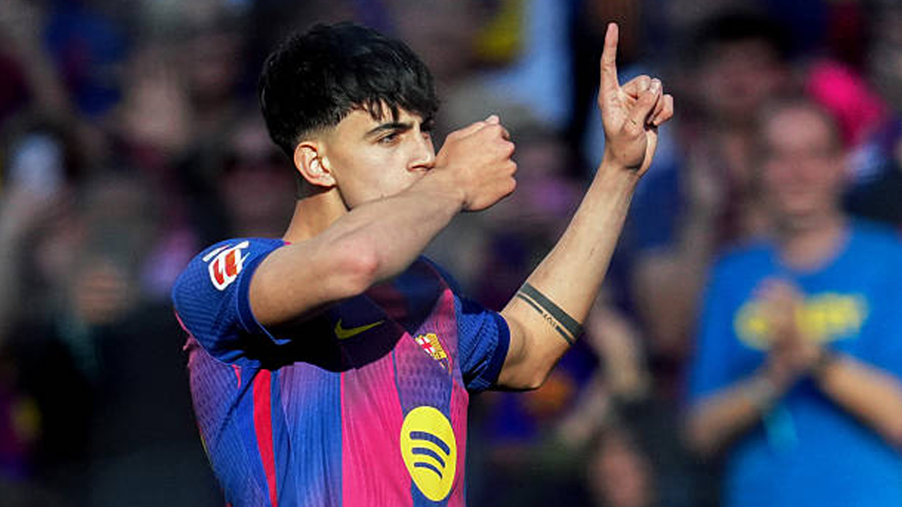 Hansi Flick Sanjung Marc Bernal Sebagai Pemain Masa Depan Barcelona