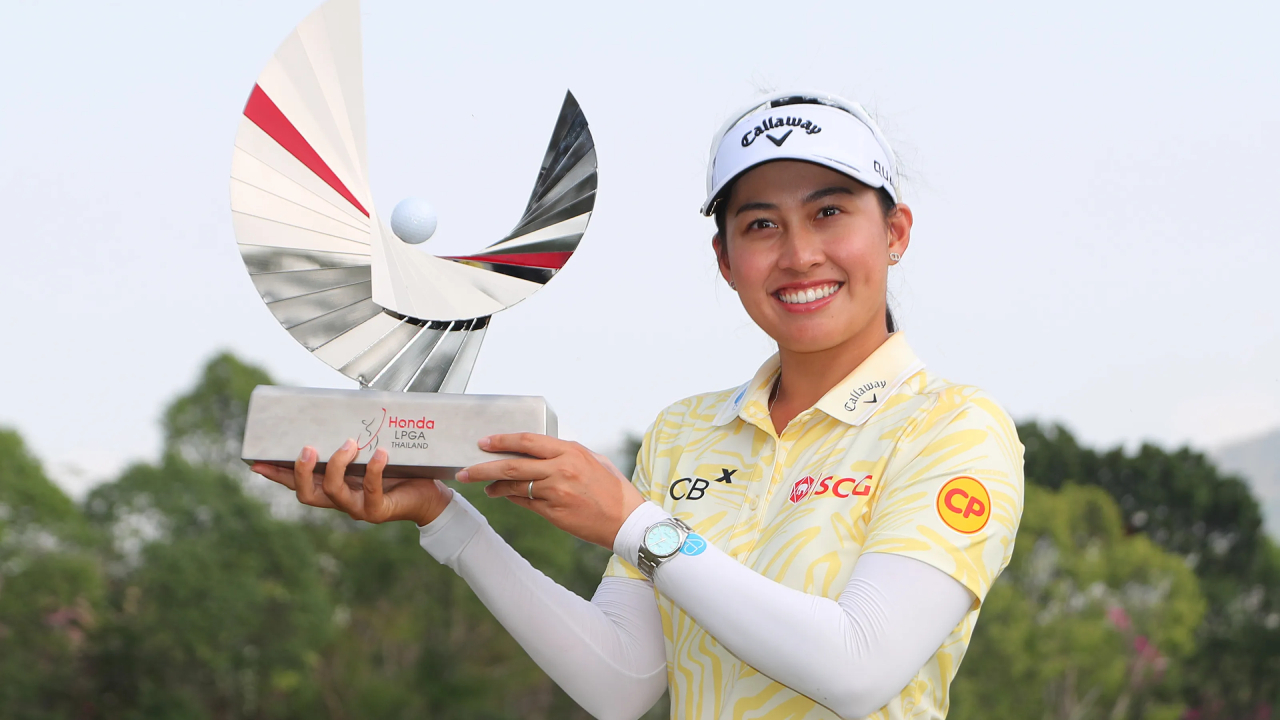 Jeeno Thitikul Berhasil Juarai LPGA Thailand di Depan Publik Sendiri