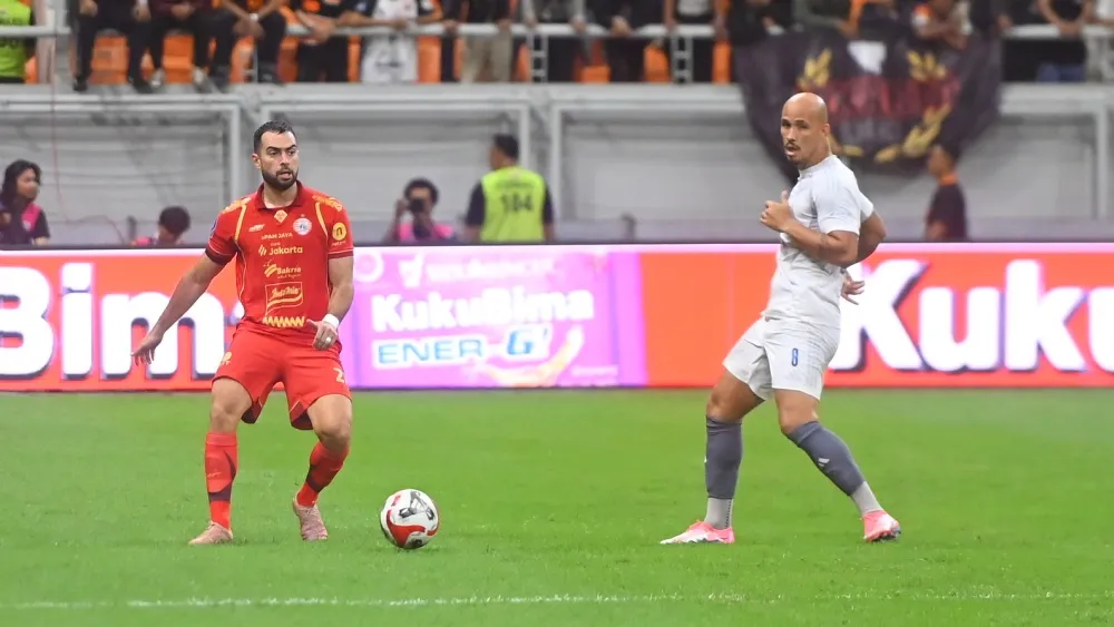 Jordi Amat Tegaskan Persija Siap Curi Poin dari Malut United di Laga Tandang - sumber: (ileagueid)