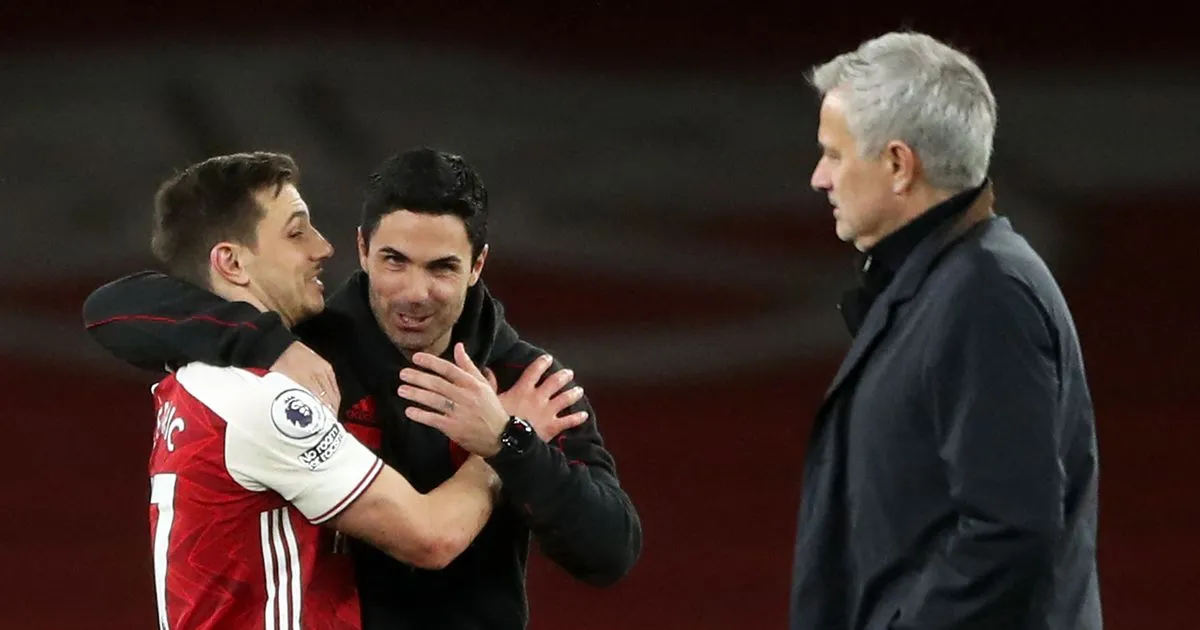 Mourinho Buktikan Prediksinya Tentang Arteta di Arsenal - sumber: (footballlondon)