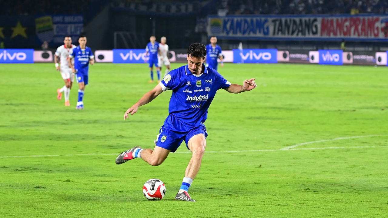 Penjelasan Bojan Soal 'Hilangnya' Thom Haye di Pekan ke-22