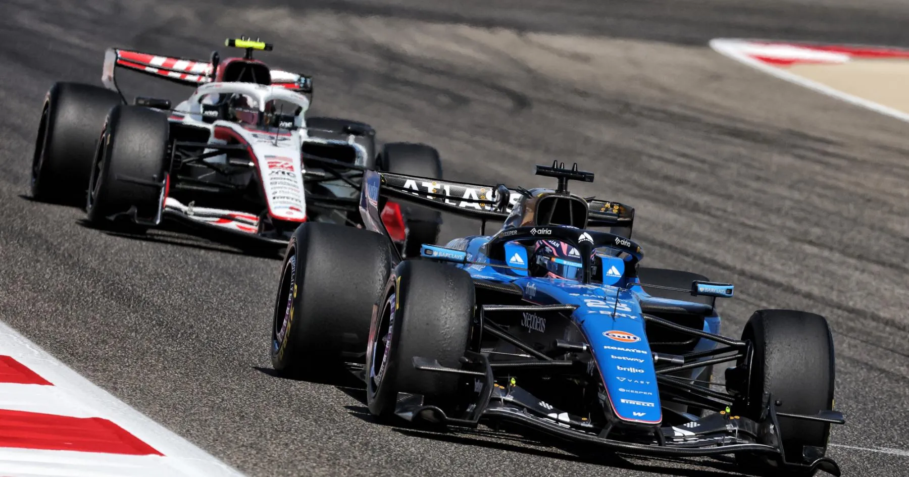 Siapa yang Tercepat Setelah Empat Tim F1 Teratas 2026? - sumber: (racingnews365)