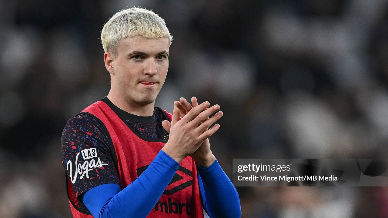 Alex Jimenez Wujudkan Mimpi Main di Premier League