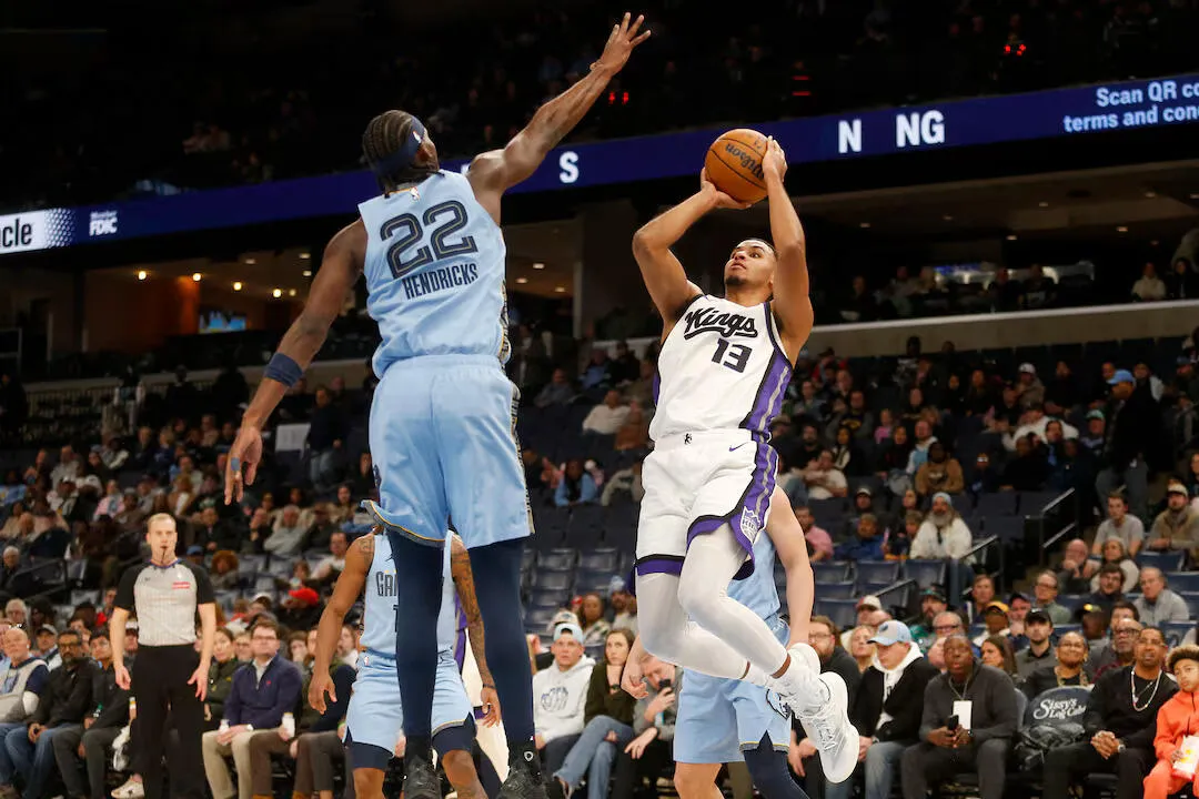 Kemenangan Kings Akhiri Rekor Kekalahan 16 Laga - sumber: (mainbasket)