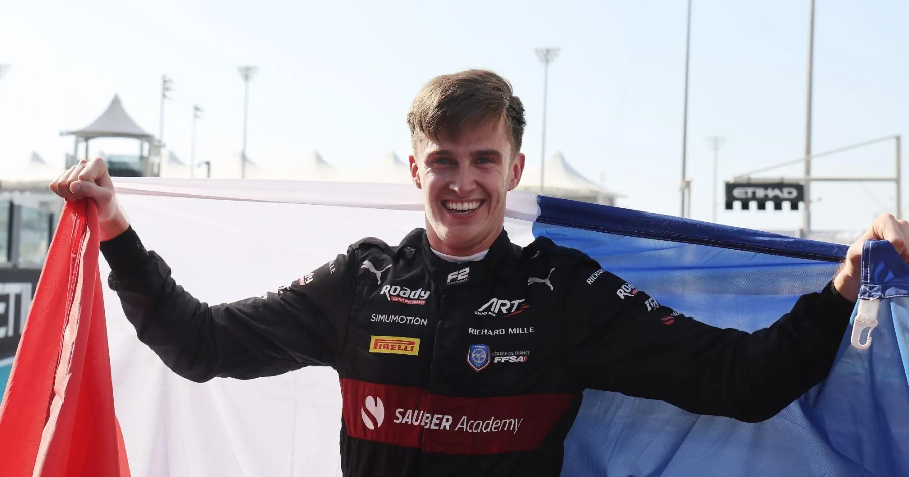 Mercedes Rekrut Juara F2 Theo Pourchaire untuk F1 - sumber: (racingnews365)