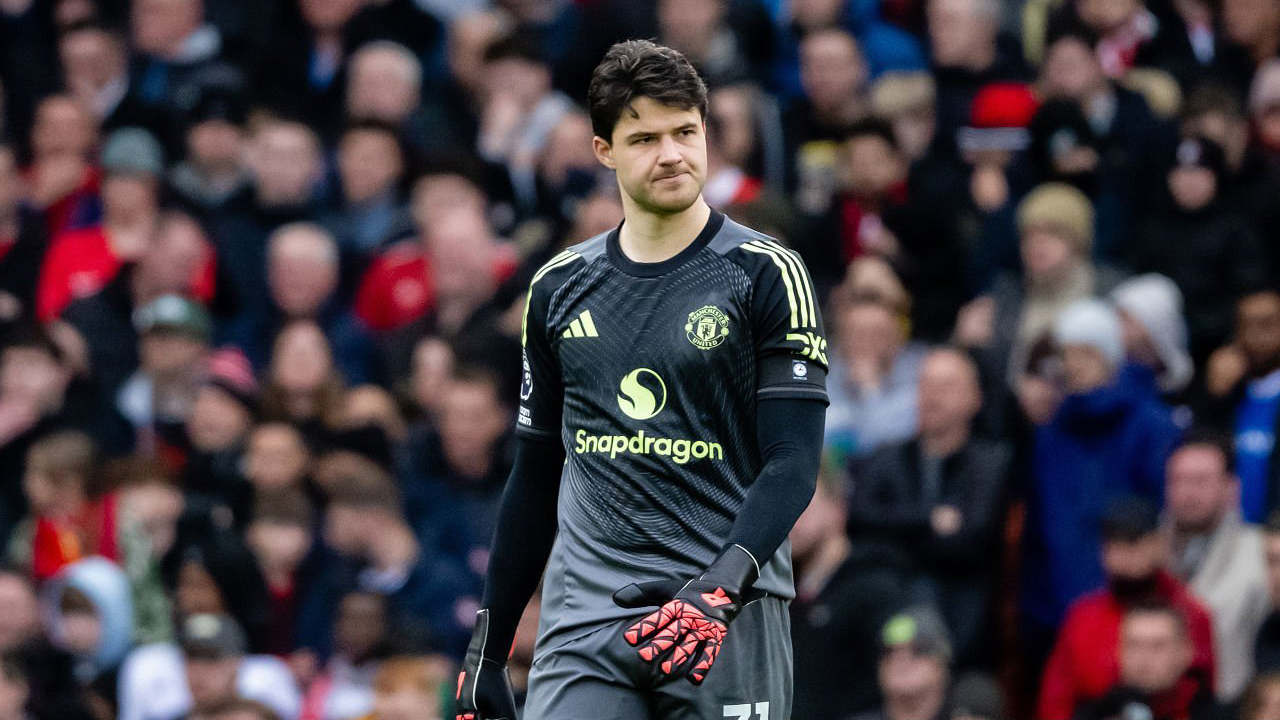 Performa Apik Senne Lammens Dipuji Edwin van der Sar