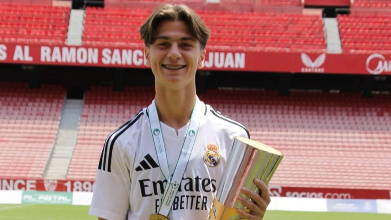 Real Madrid Menyelesaikan Sepakat Perpanjang Kontrak Gelandang Berbakat