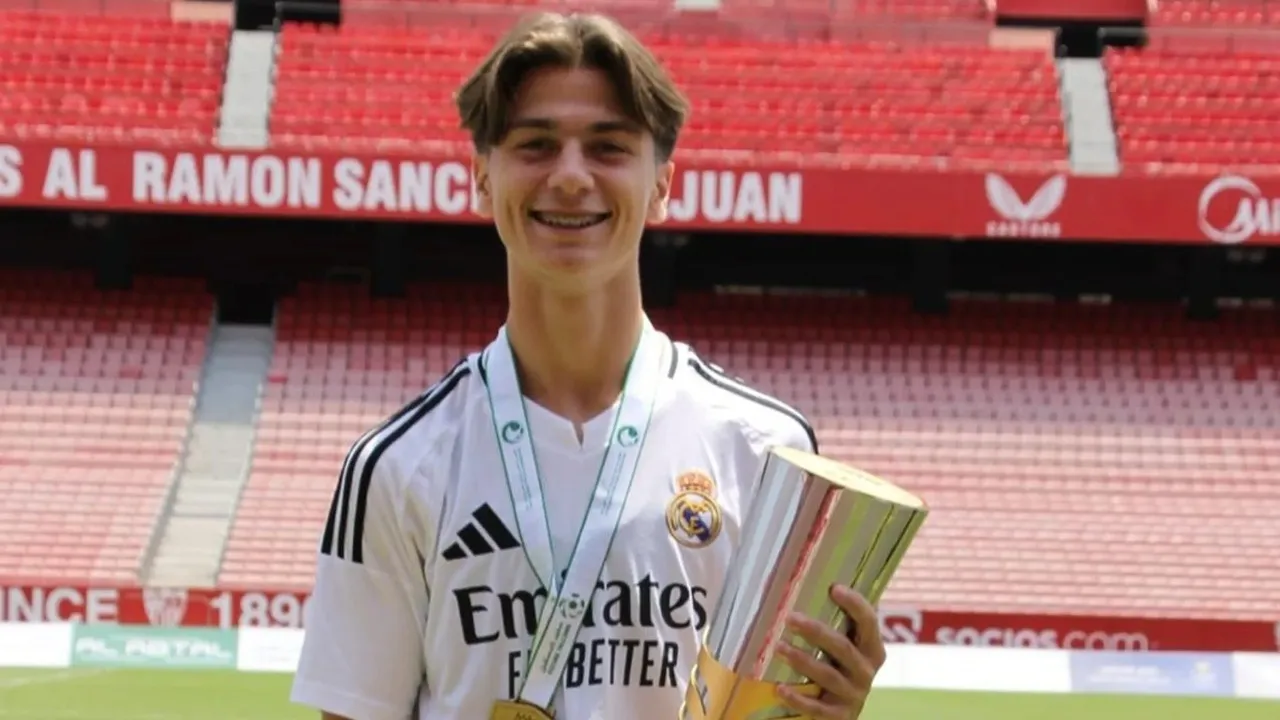 Real Madrid Menyelesaikan Sepakat Perpanjang Kontrak Gelandang Berbakat