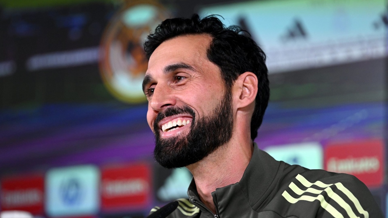 Alvaro Arbeloa Tolak Memberikan Kritikan ke Jose Mourinho