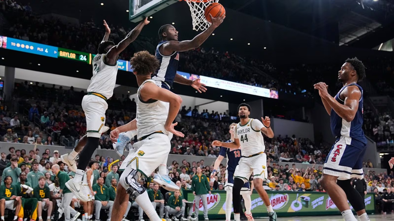 Arizona Bangkit untuk Sudahi Perlawanan Baylor