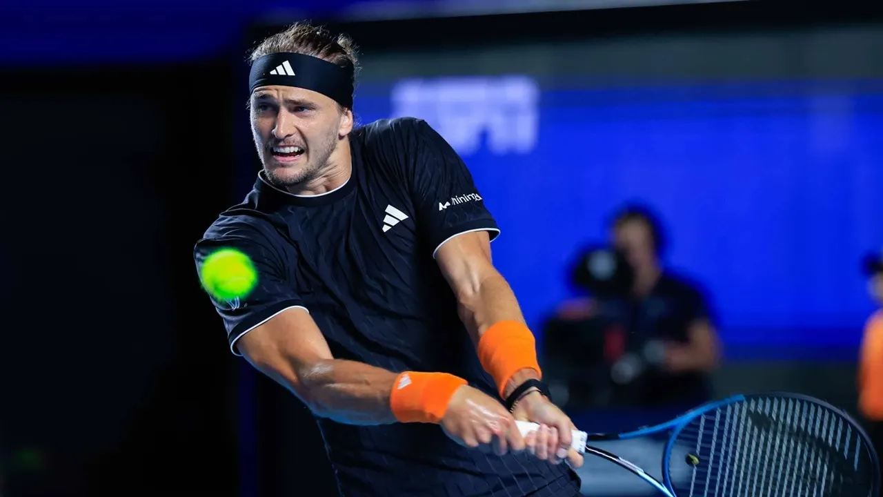 Casper Ruud Gigit Jari, Alexander Zverev Melangkah Dengan Mulus Di Acapulco