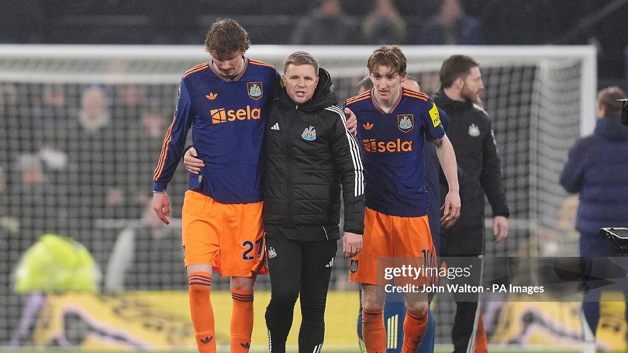 Eddie Howe Minta Suporter Terbiasa dengan Eksperimen Nick Woltemade