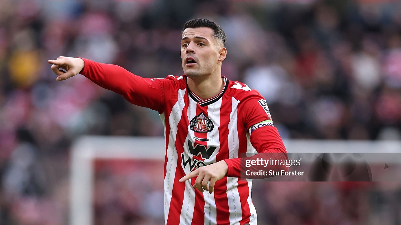 Granit Xhaka Dipantau, Regis Le Bris Belum Jamin Starter