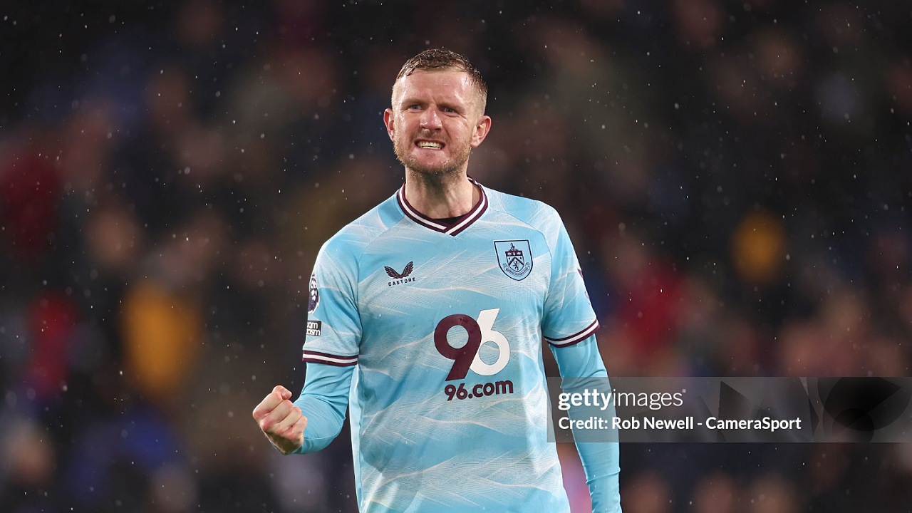 Joe Worrall Akui Burnley Kehabisan Waktu Hindari Degradasi