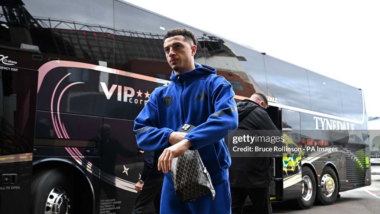 Leeds United Siap Sodorkan Kontrak Baru untuk Ethan Ampadu