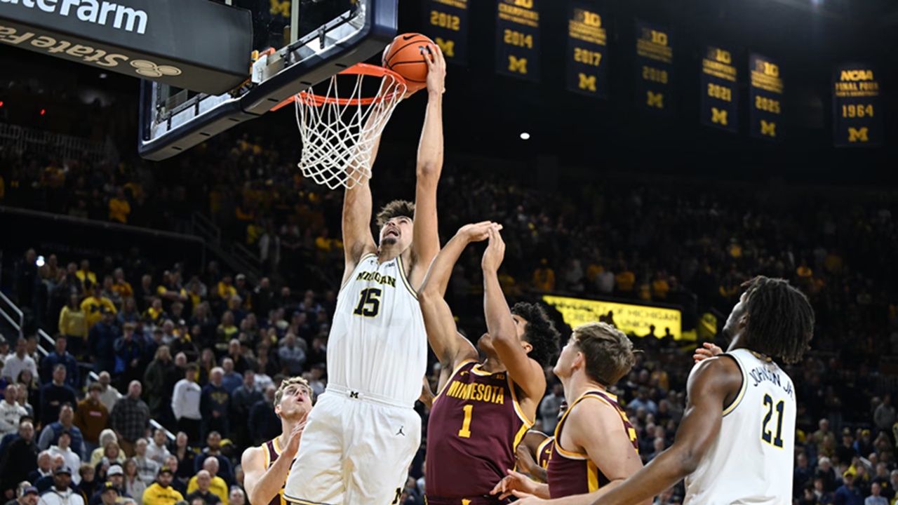 Michigan Mengamankan Kemenangan Melawan Minnesota