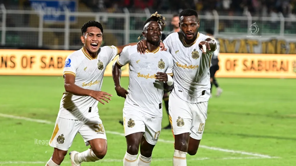 Paul Munster Apresiasi Performa Gemilang Bhayangkara FC dalam Kemenangan Telak atas Semen Padang - sumber: (ileagueid)