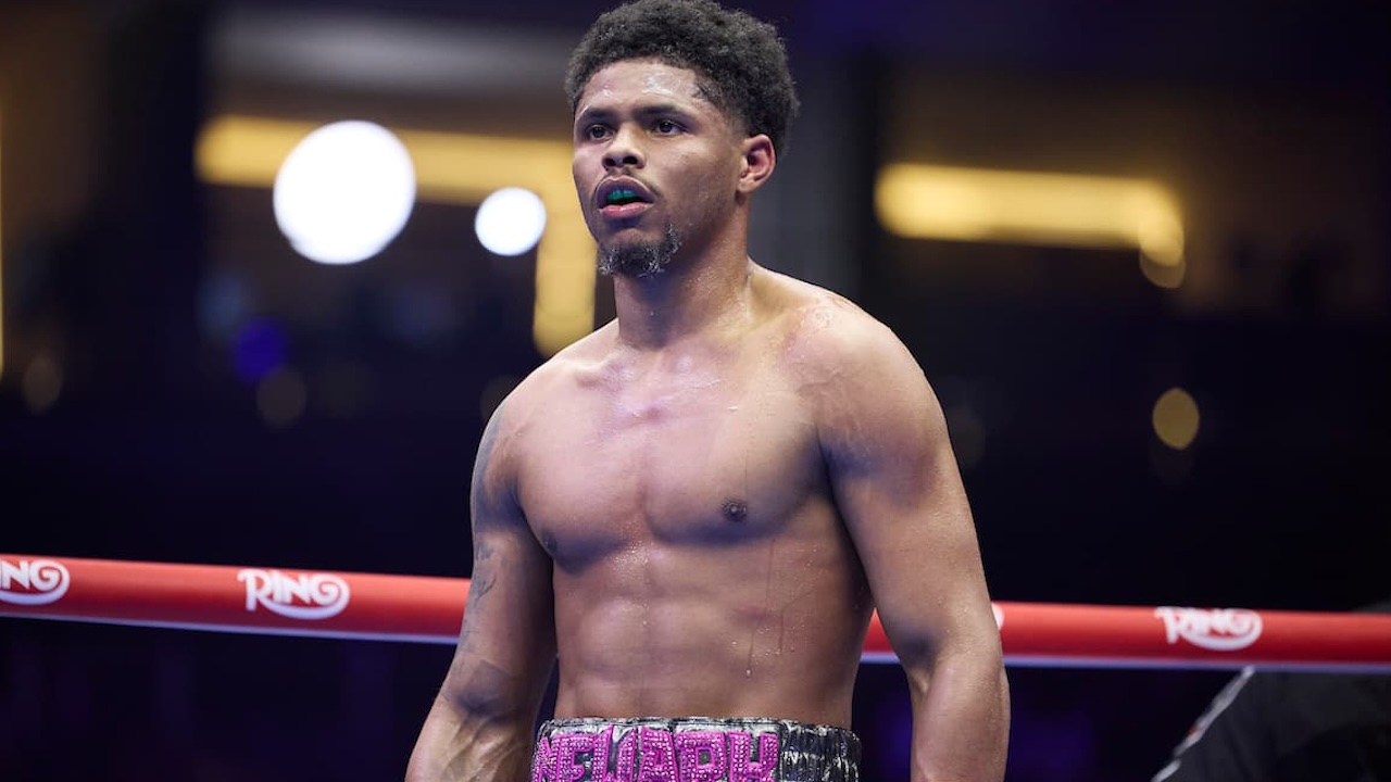 Shakur Stevenson Tolak Tantang Floyd Mayweather Jr