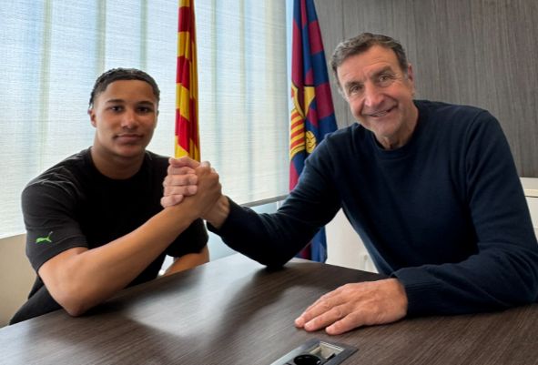 Barcelona Resmi Rekrut Winger Inggris Berbakat Ajay Tavares