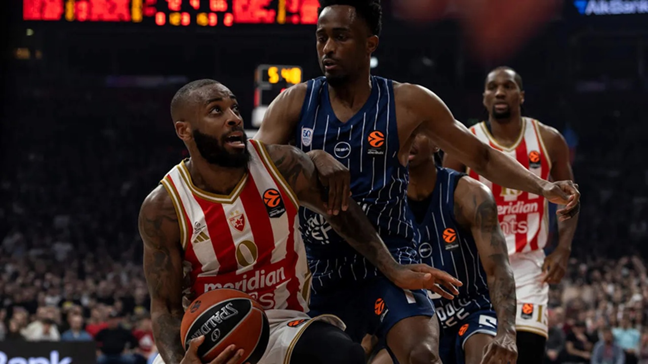 Crvena Zvezda Akhiri Kekalahan Usai Menang di Kandang Efes