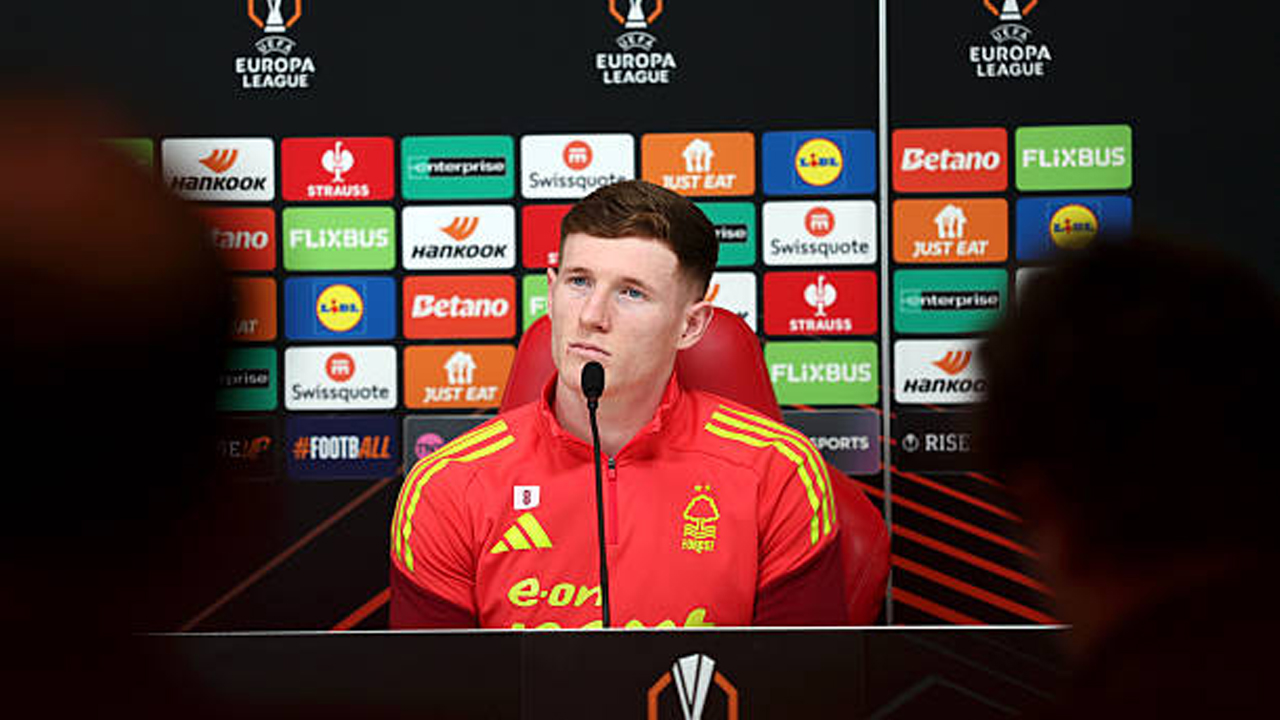 Fokus di Nottingham Forest, Elliot Anderson Buka Suara Soal Minat Duo Manchester