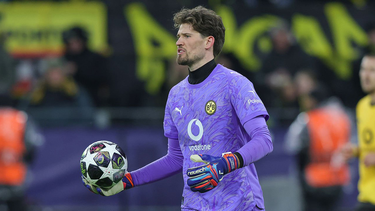 Gregor Kobel Minta Maaf Usai Bikin Blunder Fatal Saat Hadapi Atalanta