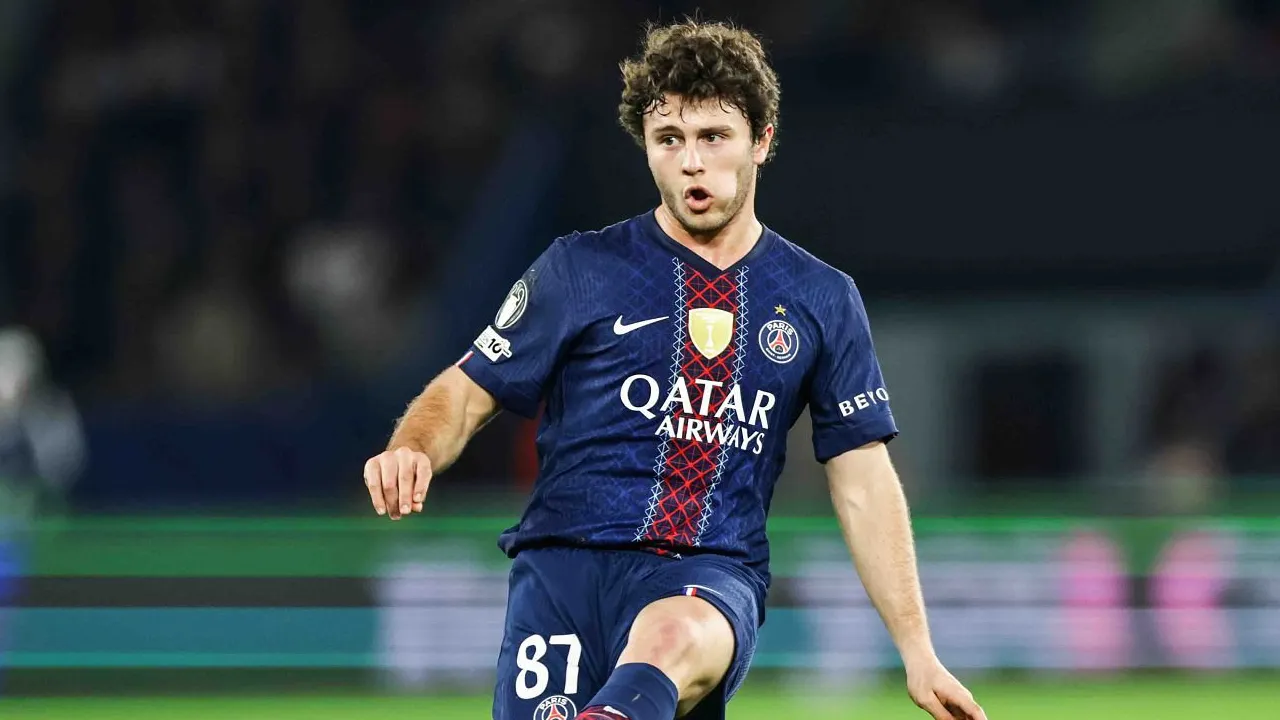 Joao Neves Tak Sepenuhnya Puas Meski PSG Lolos ke Babak 16 Besar