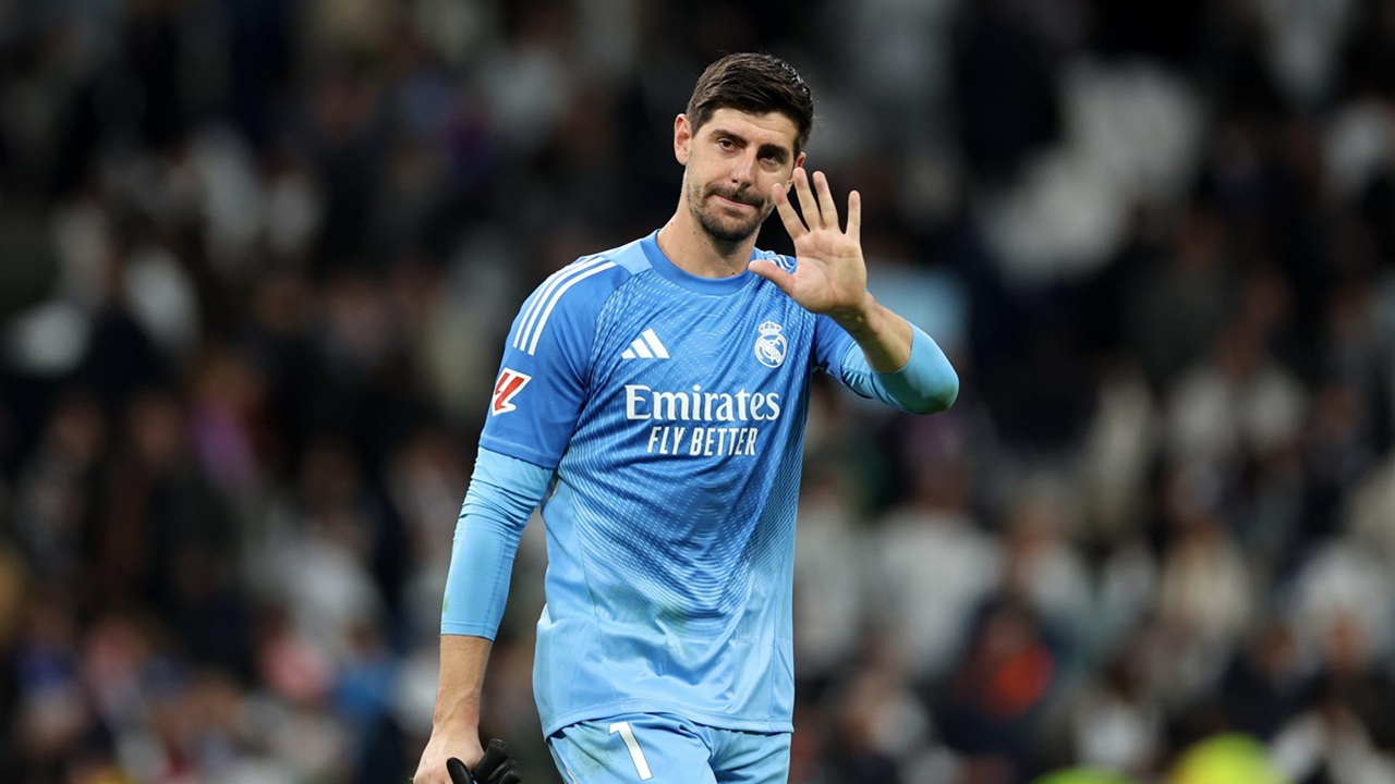 Real Madrid Kalahkan Benfica, Courtois Pede Hadapi Man City di 16 Besar