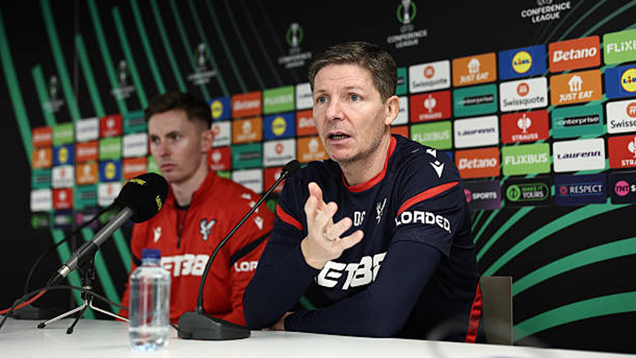 Siap Terima Keputusan Klub, Oliver Glasner 100 Persen untuk Crystal Palace