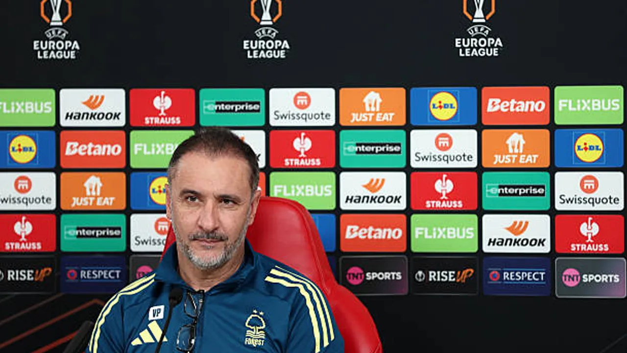 Unggul 3-0 Atas Fenerbahce, Vitor Pereira Minta Nottingham Forest Tak Terlena