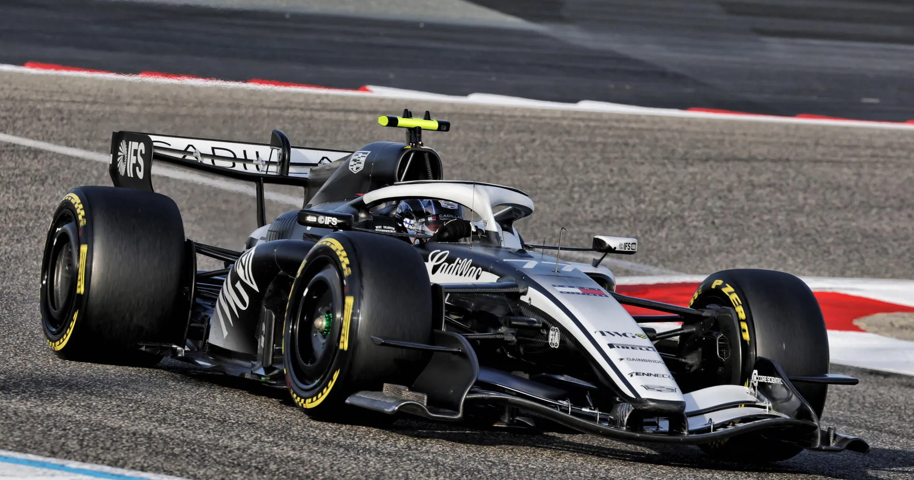 Cadillac Umumkan Nama Mobil F1 Pertama: MAC-26 - sumber: (racingnews365)