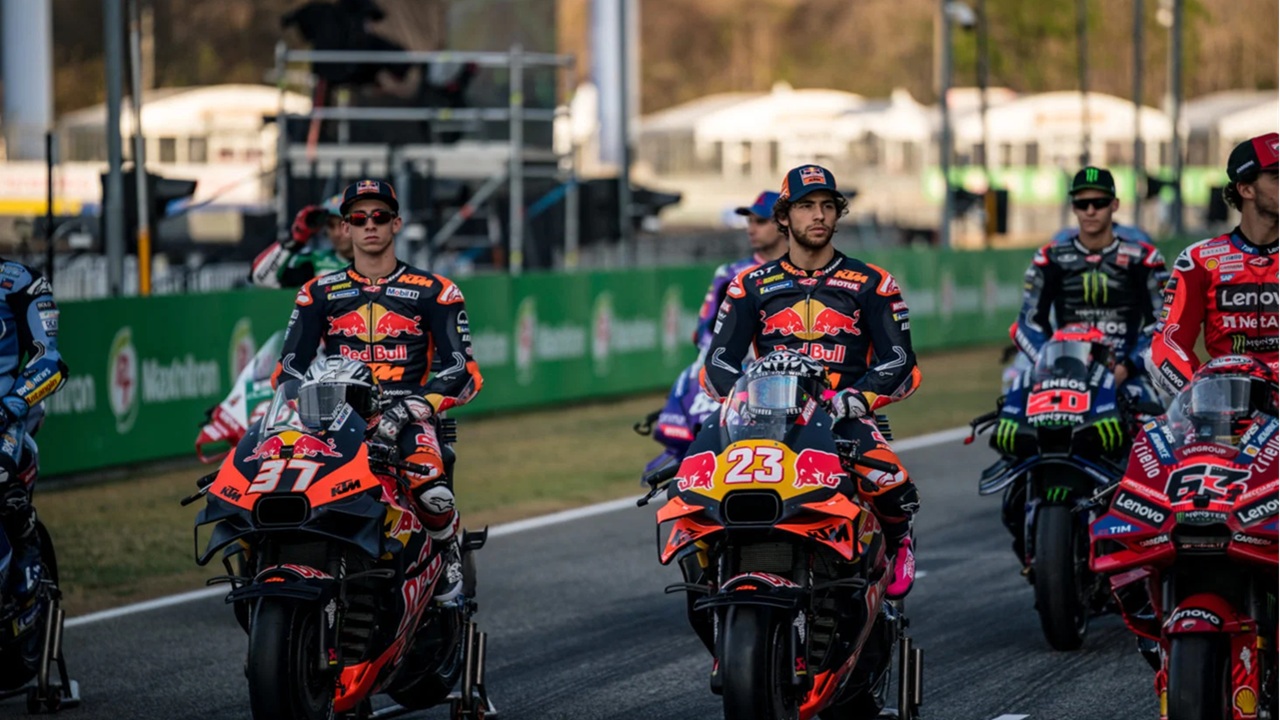 Enea Bastianini Keluhkan KTM Pilih Kasih, Hanya Fokus ke Pedro Acosta