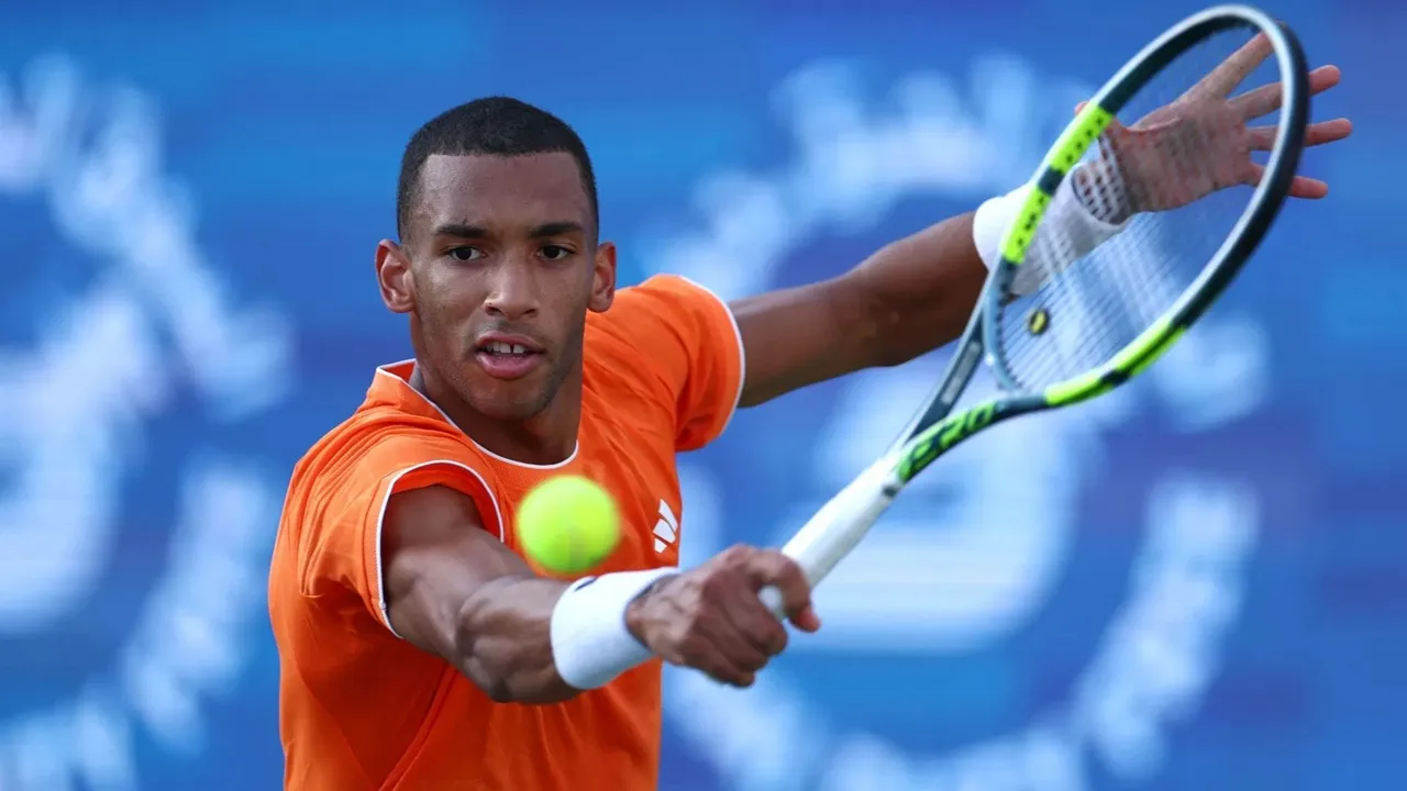 Felix Auger Aliassime Bagikan Momen Berarti Bersama Roger Federer