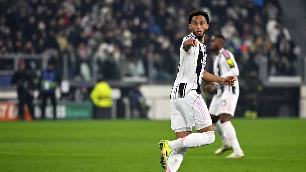 Giorgio Chiellini Enggan Komentari Kartu Merah Lloyd Kelly