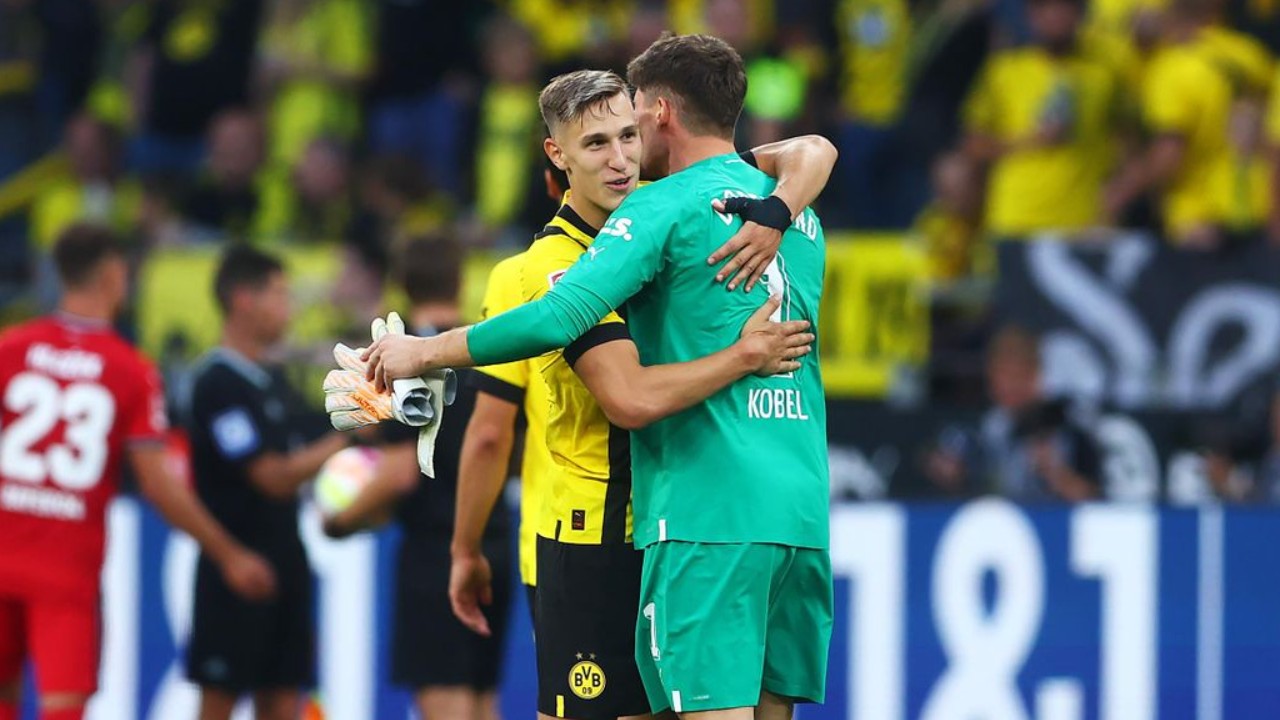 Gregor Kobel Dukung Ambisi Nico Schlotterbeck Juara Bundesliga 2025/26