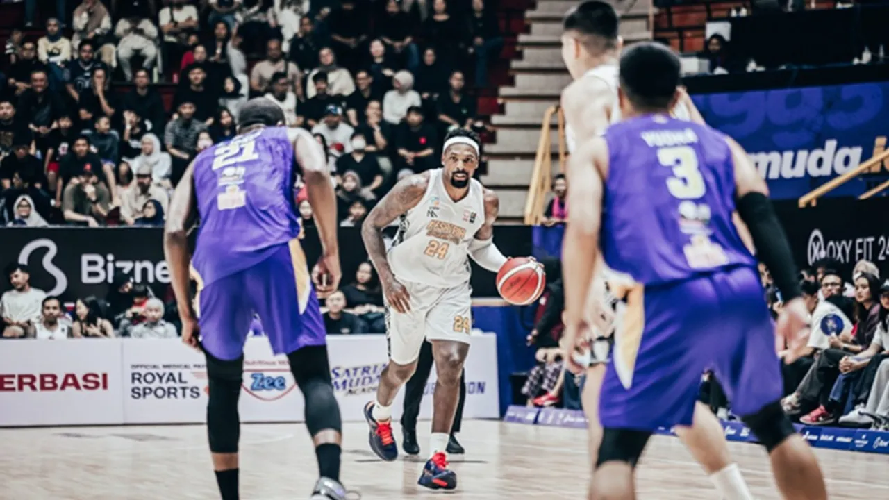 Kentrell Barkley Buktikan Diri sebagai Penguasa Rebound Paruh Musim