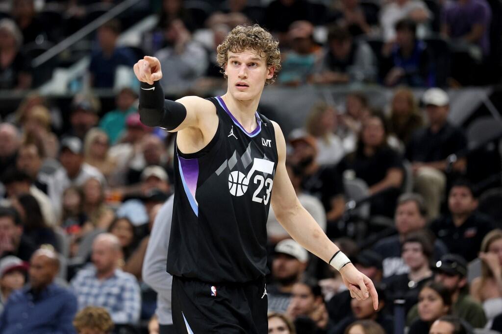 Lauri Markkanen Cedera, Utah Jazz Kian Terpuruk