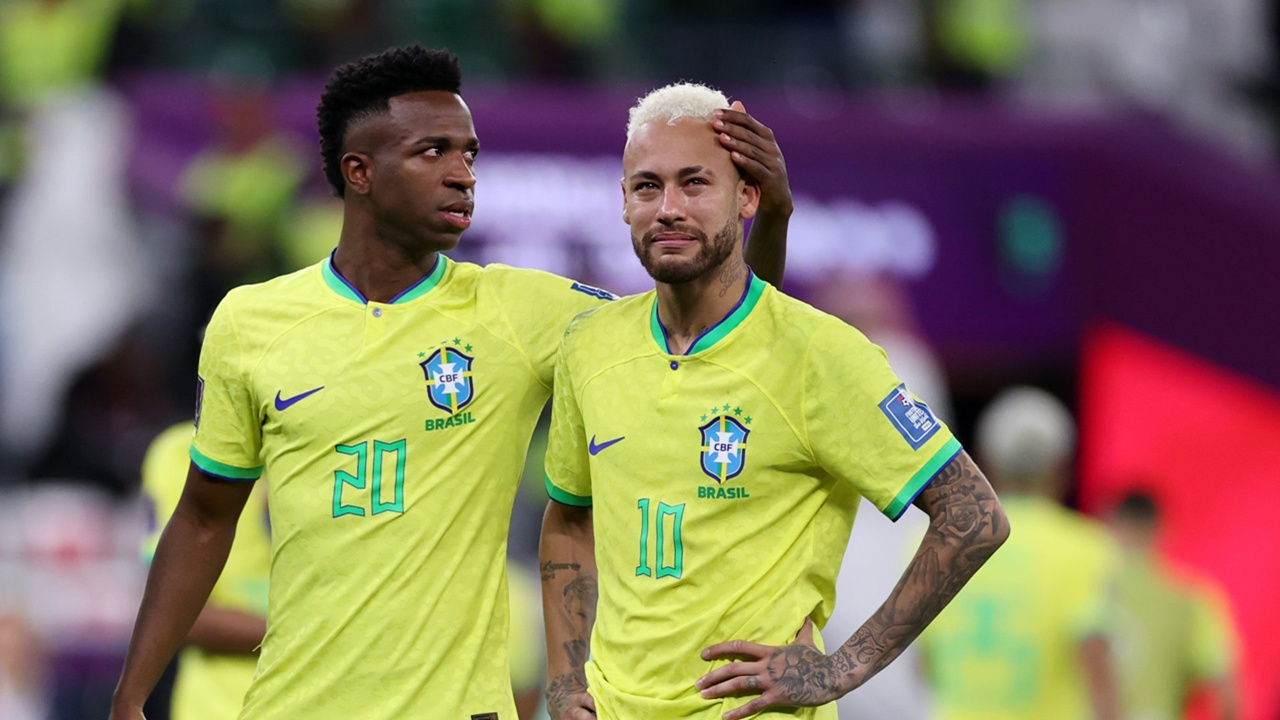 Neymar Jr Berikan Dukungannya untuk Vinicius Jr