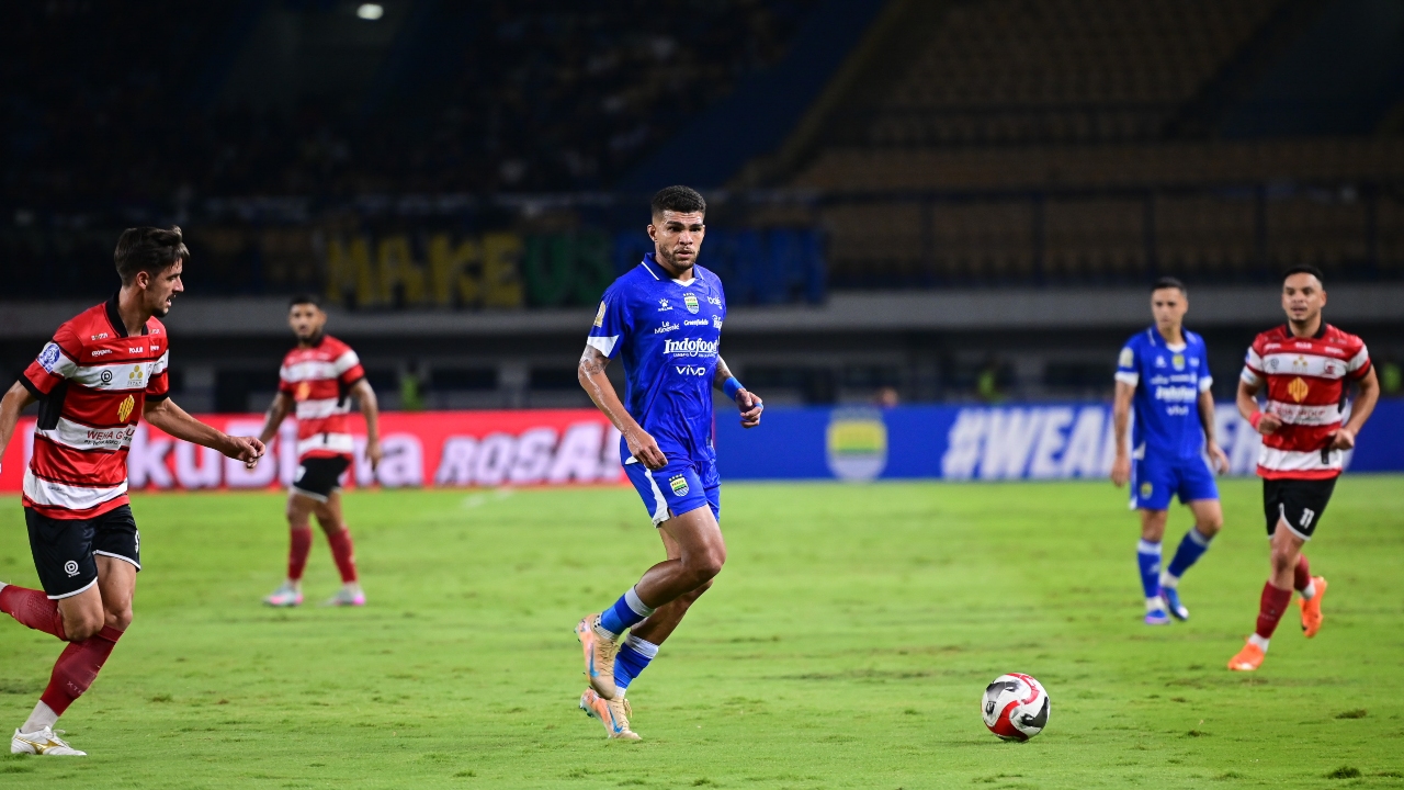 Persib Bantai Madura United Berkat Gol Cepat Babak Pertama