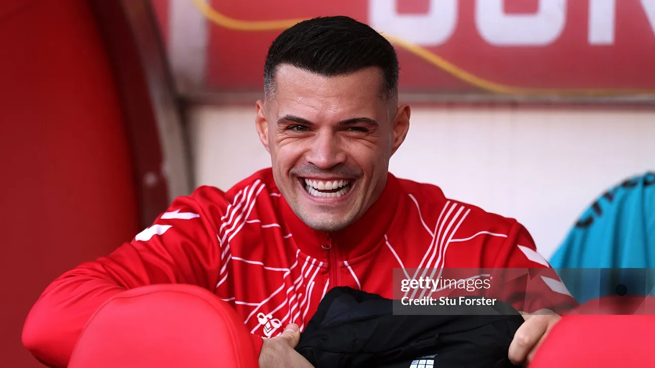 Regis Le Bris buka peluang Granit Xhaka main