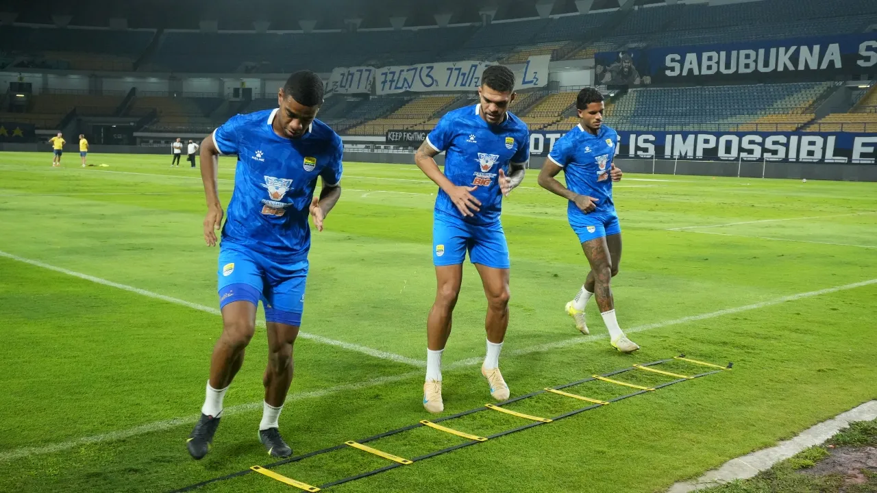 Bojan Soroti Mental Pemain Depan Usai Persib Menang Telak