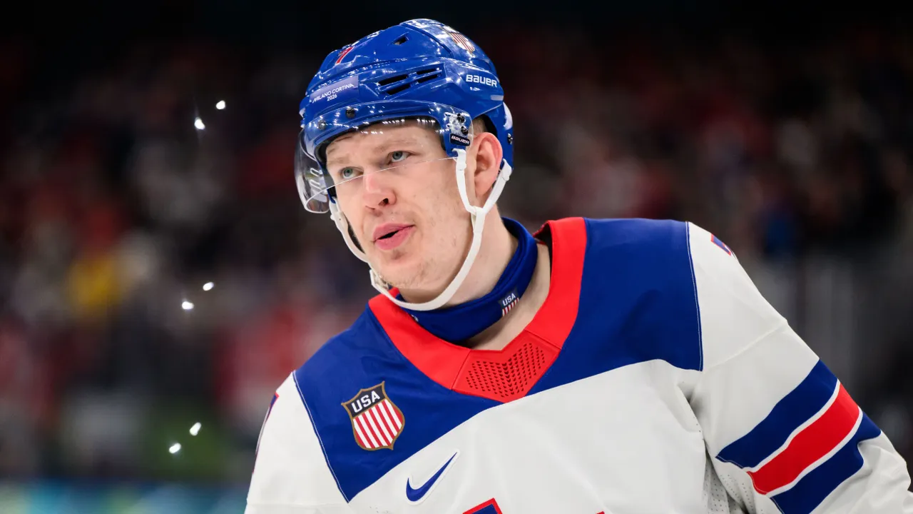 Brady Tkachuk Kesal Video AI Palsu Dirinya Diunggah Gedung Putih