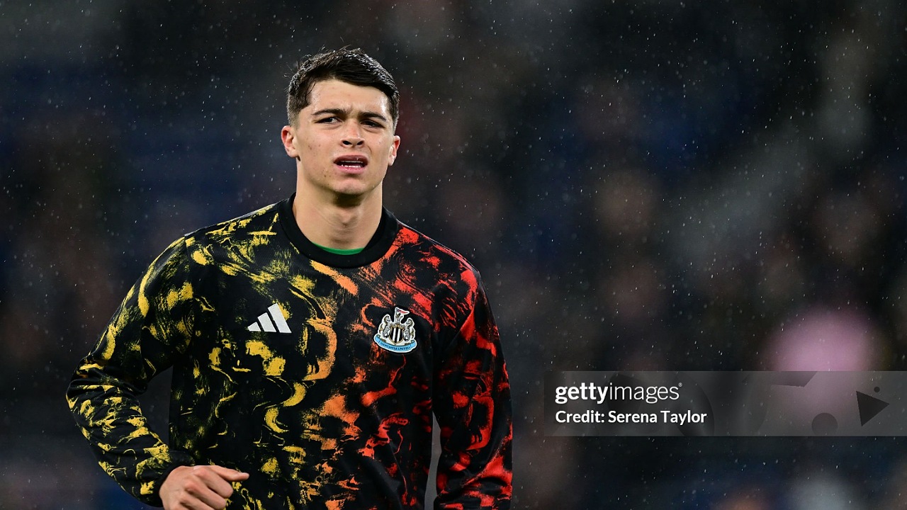 Eddie Howe Tak Mau Musim Lewis Miley Berakhir