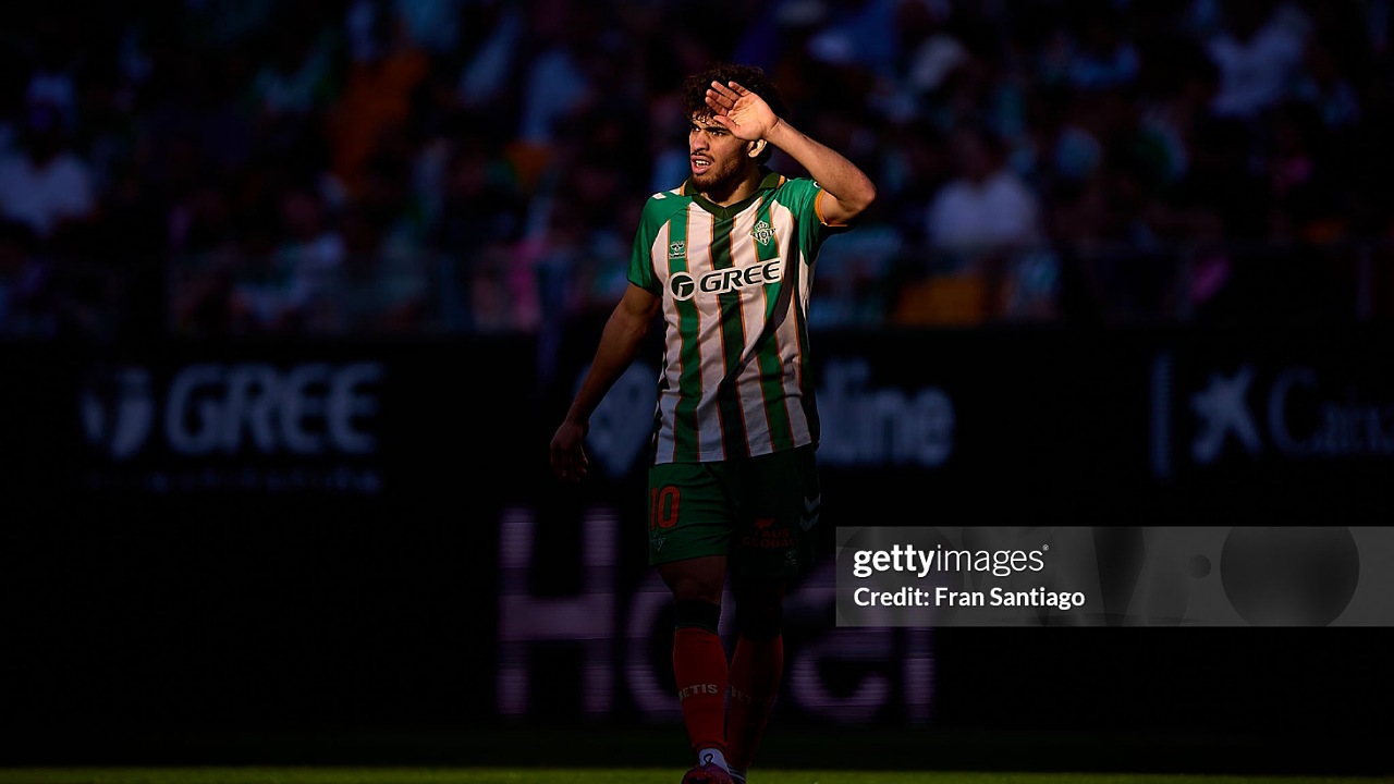 Everton dan West Ham Incar Ez Abde dari Real Betis