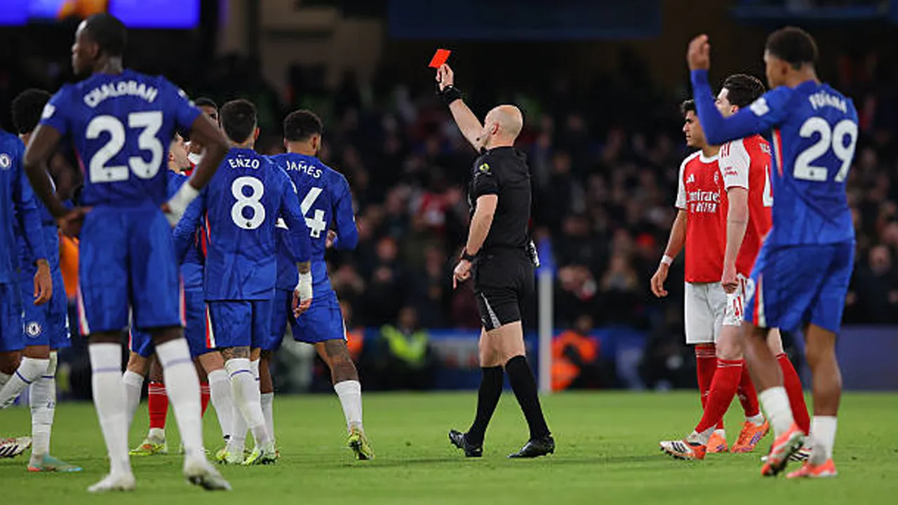 Jelang Duel Kontra Arsenal, Catatan Kartu Merah Chelsea Jadi Sorotan