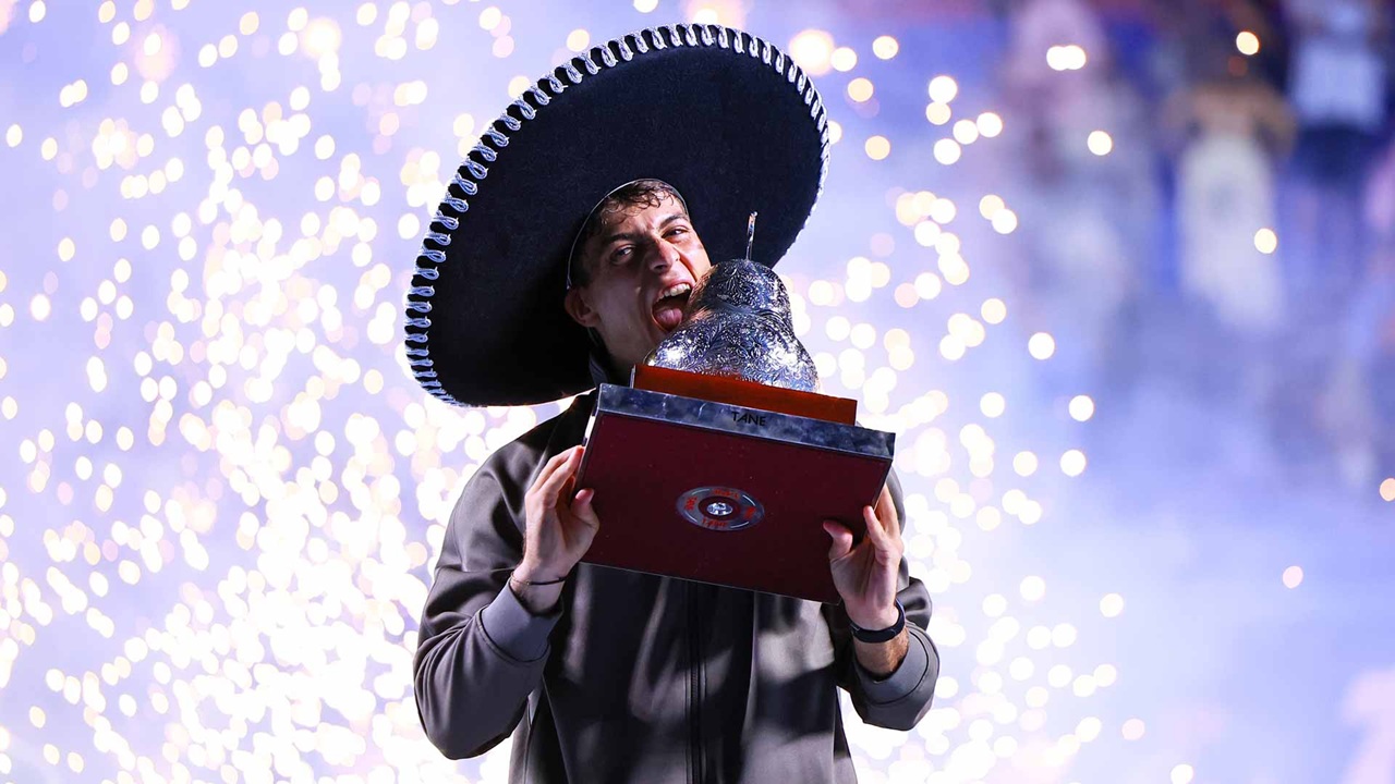 Kampiun Di Acapulco, Flavio Cobolli Gabung Klub Eksklusif